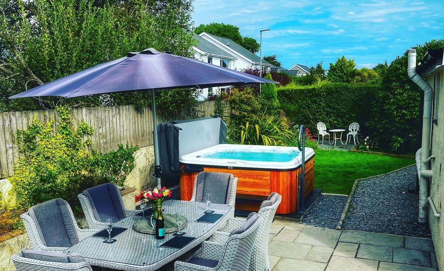 Erwenni, Llanbedrog, Abersoch Near Beach And Pub With Hot Tub Kültér fotó